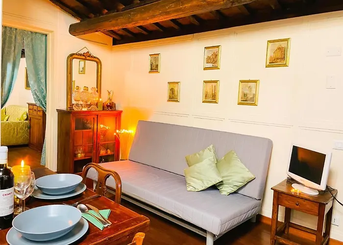 Apartment Piazza Venezia Lulus