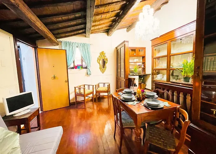 Piazza Venezia Lulus Apartment *